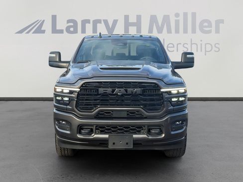 Used 2025 RAM 2500 Laramie w/ Night Edition AWD/4WD image 4