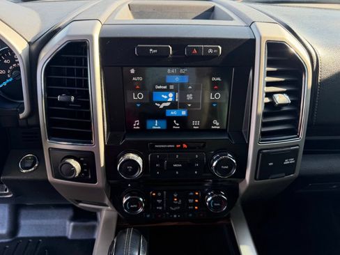 Used 2017 Ford F150 Lariat AWD/4WD image 34