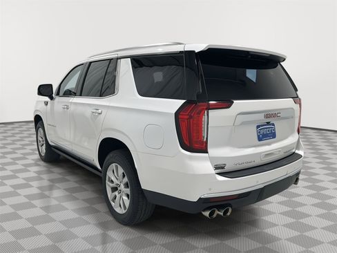 Used 2024 GMC Yukon Denali image 3