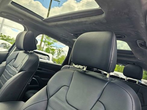 Used 2025 Kia Telluride SX Prestige AWD/4WD image 21