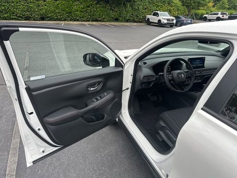 New 2026 Honda HR-V Sport image 19
