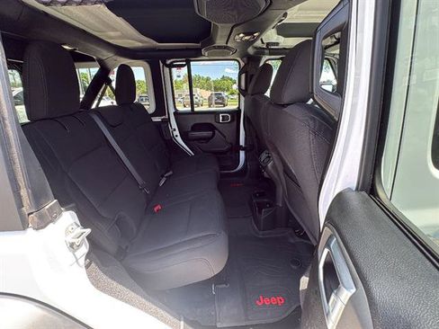 Used 2022 Jeep Wrangler Unlimited Sport AWD/4WD image 15