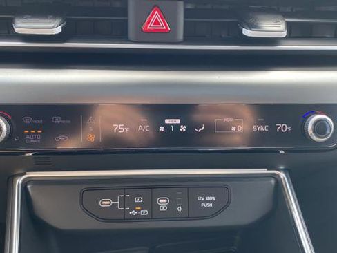 New 2026 Kia Carnival SX FWD image 18