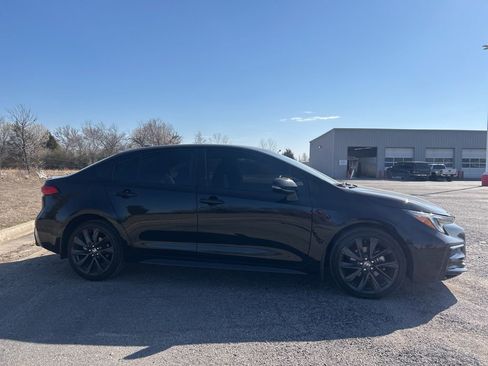 Used 2024 Toyota Corolla SE image 4