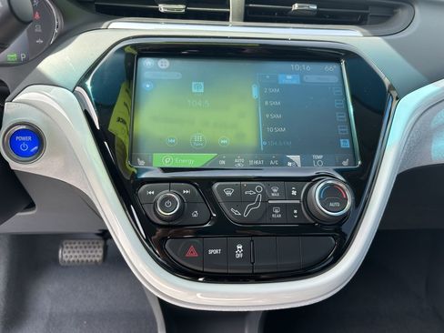 Used 2019 Chevrolet Bolt Premier w/ Infotainment Package image 9