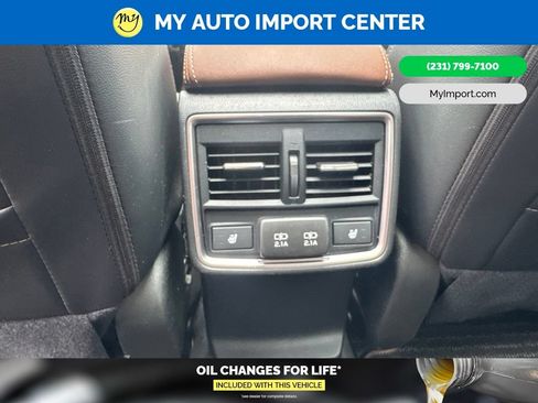 Used 2023 Subaru Forester Touring AWD/4WD image 27