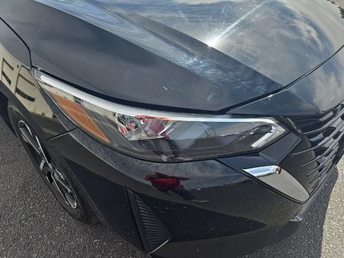 Used 2024 Nissan Sentra SV FWD image 29