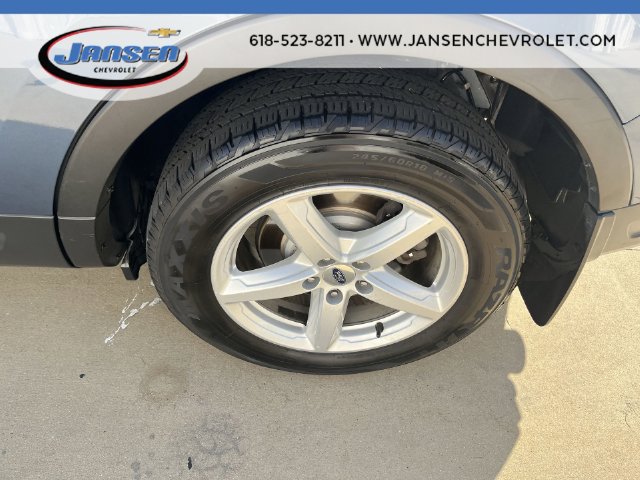 Used 2018 Ford Explorer XLT FWD image 32