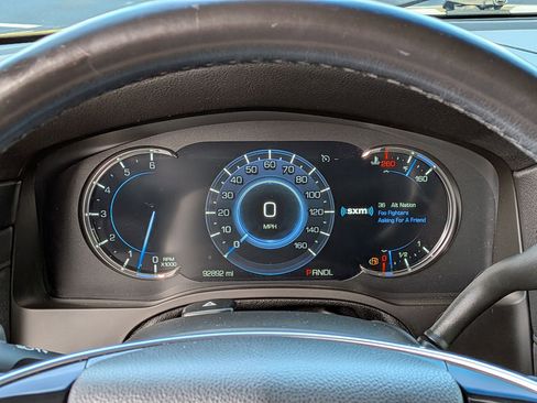 Used 2019 Cadillac Escalade Luxury image 22