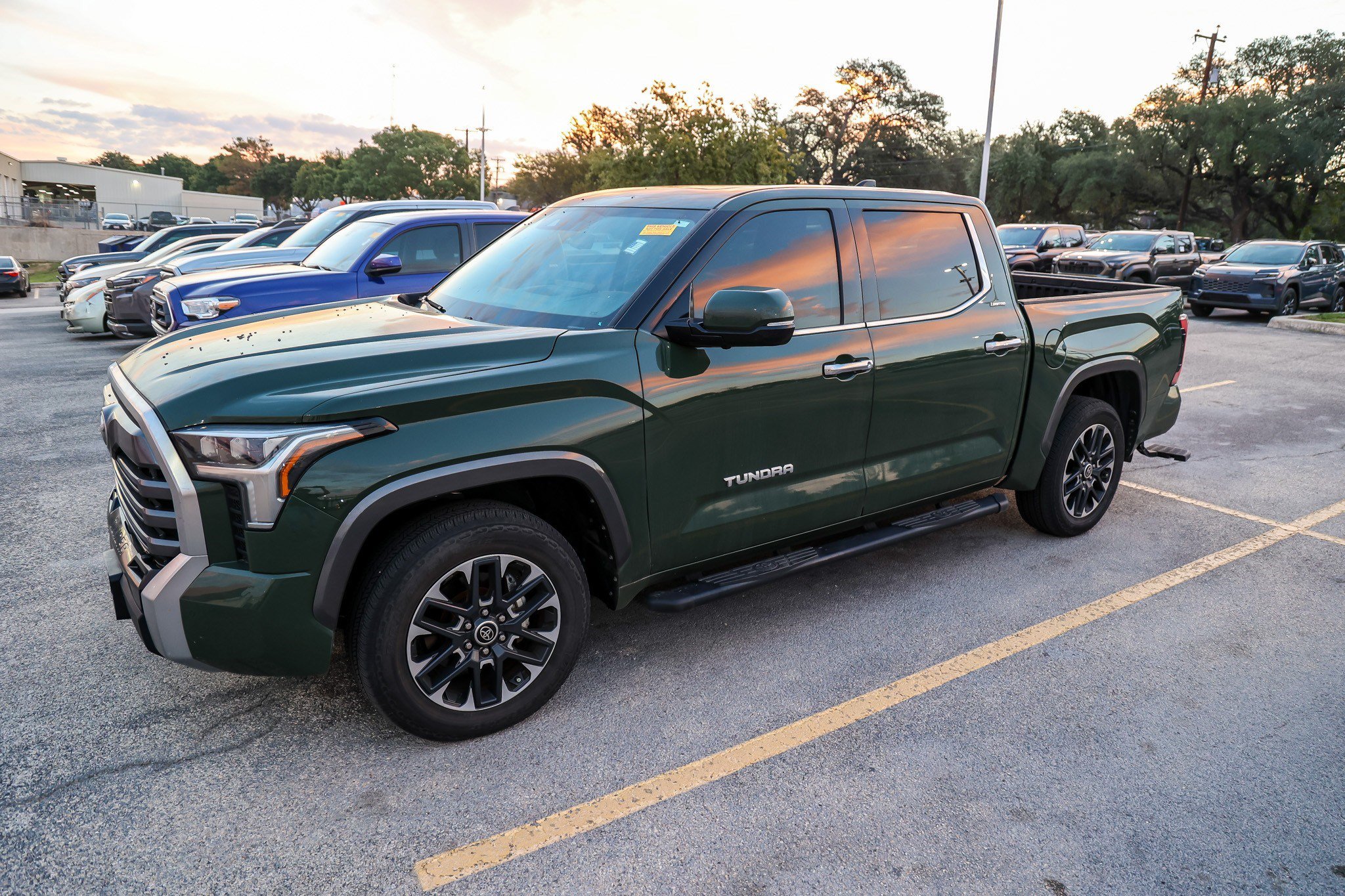 Used 2022 Toyota Tundra Limited RWD image 3