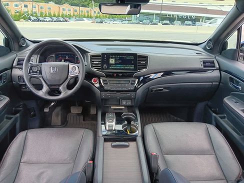 Used 2021 Honda Pilot Black Edition image 22