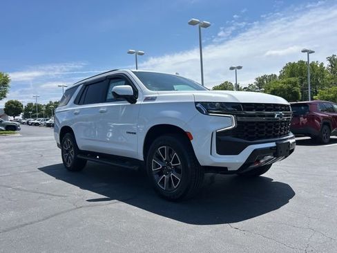 Used 2021 Chevrolet Tahoe Z71 w/ Rear Media and Nav Package AWD/4WD image 4
