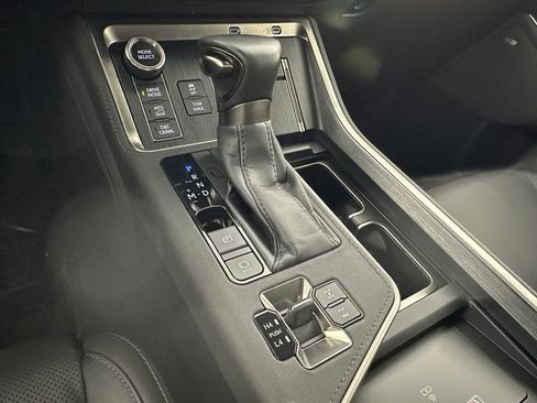 Used 2024 Lexus GX 550 AWD/4WD image 27