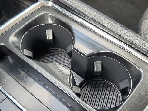 Used 2022 Ford Expedition XLT image 30