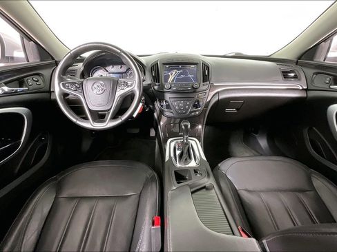 Used 2017 Buick Regal Sport Touring image 13