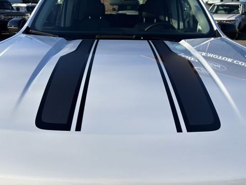 New 2025 Ford Maverick XLT w/ XLT Luxury Package image 10