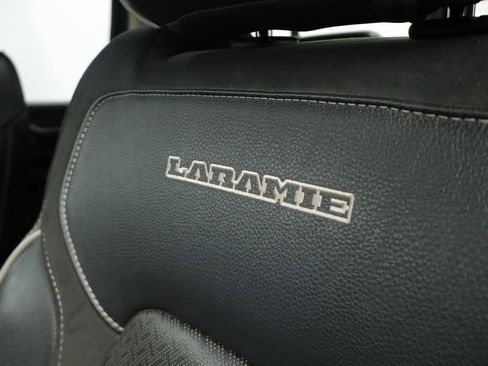 Used 2019 RAM 1500 Laramie AWD/4WD image 23