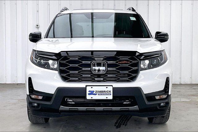 Certified 2022 Honda Passport TrailSport image 3