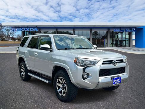 Used 2022 Toyota 4Runner TRD Off-Road Premium w/ Moonroof Package AWD/4WD image 1