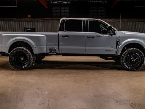 Used 2026 Ford F450 Platinum w/ Platinum Plus Package AWD/4WD image 10
