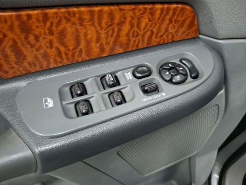 Used 2007 Dodge Ram 2500 Truck Laramie AWD/4WD image 15