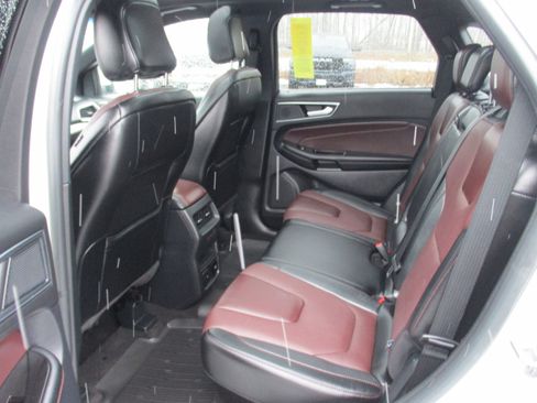 Used 2020 Ford Edge Titanium w/ Equipment Group 301A image 13