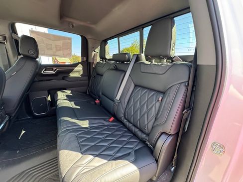 New 2025 Chevrolet Silverado 1500 LTZ AWD/4WD image 22