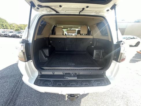 Used 2016 Toyota 4Runner SR5 Premium RWD image 23