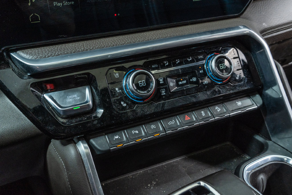 Used 2023 GMC Sierra 1500 Denali AWD/4WD image 18