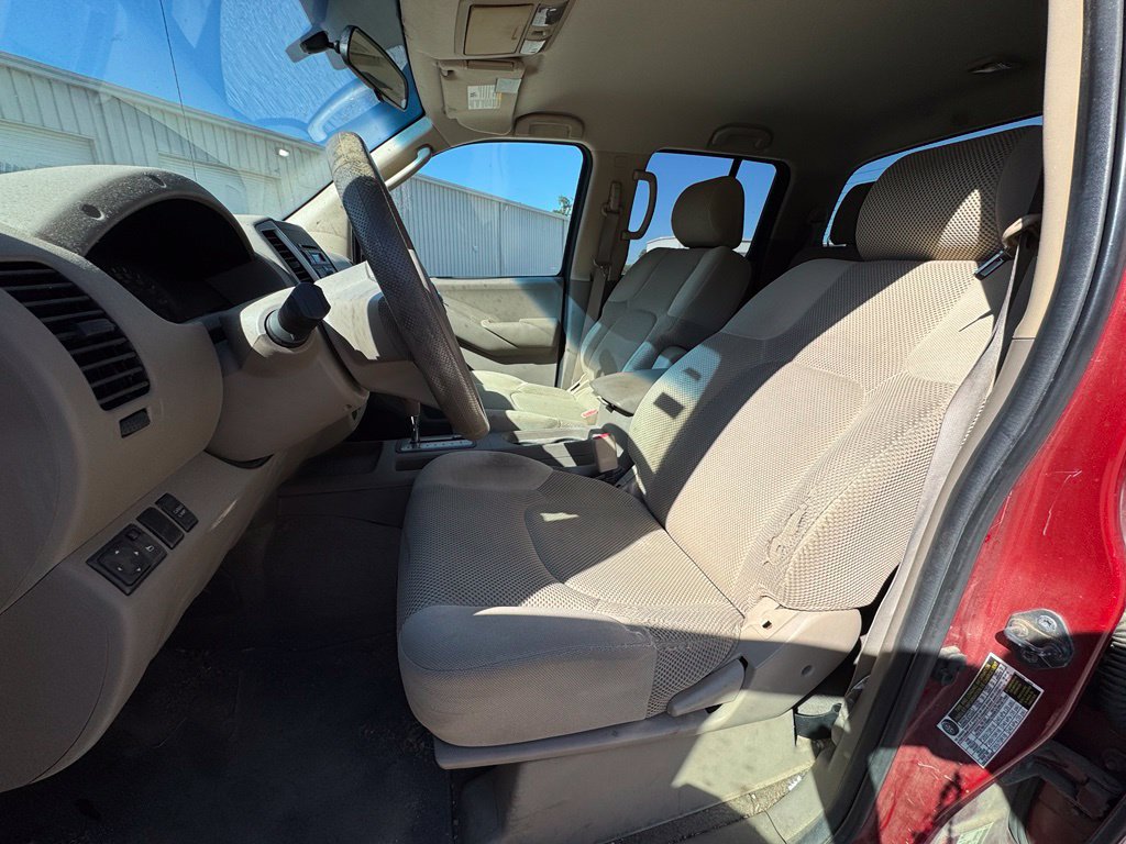 Used 2009 Nissan Frontier SE w/ SE Value Truck Pkg RWD image 11