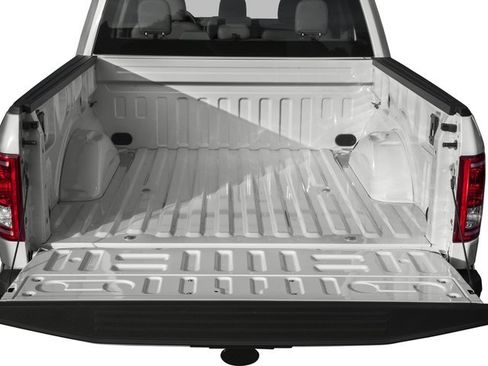 Used 2017 Ford F150 XL w/ XL Power Equipment Group AWD/4WD image 13