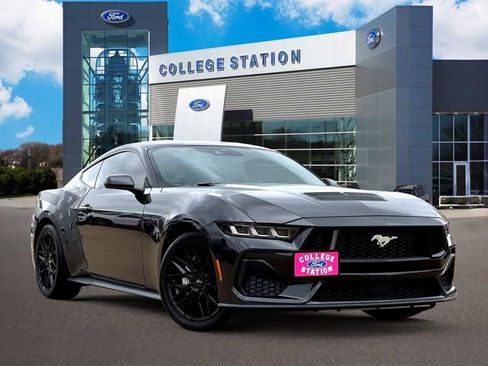 Used 2024 Ford Mustang GT Premium image 1