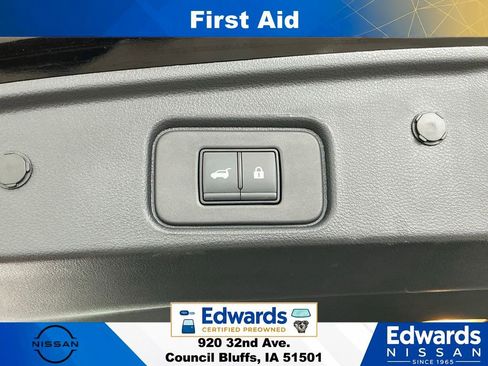 Used 2025 Nissan Pathfinder SL w/ Cargo Package AWD/4WD image 14