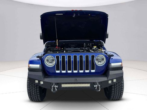 Used 2019 Jeep Wrangler Unlimited Sahara AWD/4WD image 69