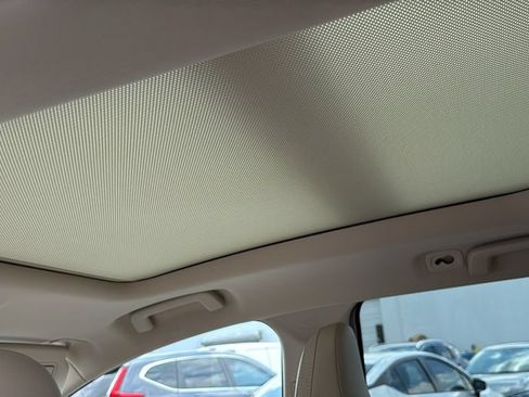 Used 2017 Volvo XC60 T5 Dynamic w/ Preferred Option Package FWD image 27