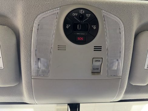 Used 2013 Toyota Prius Four image 36