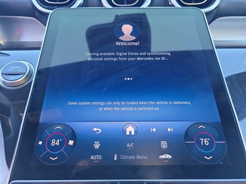 Used 2025 Mercedes-Benz GLC 300 image 17