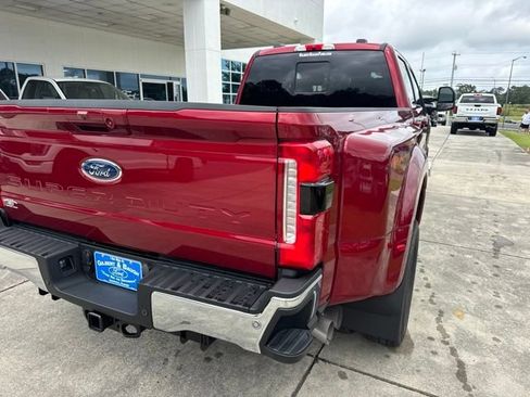 Used 2026 Ford F350 Lariat w/ Lariat Ultimate Package AWD/4WD image 7