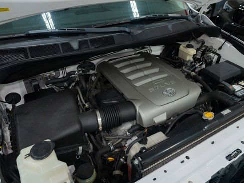 Used 2010 Toyota Sequoia Limited image 61