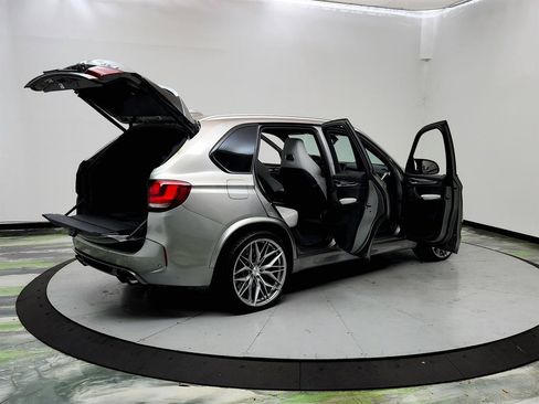 Used 2017 BMW X5 M AWD/4WD image 11