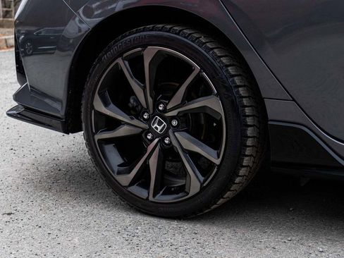 Used 2019 Honda Civic Sport image 9