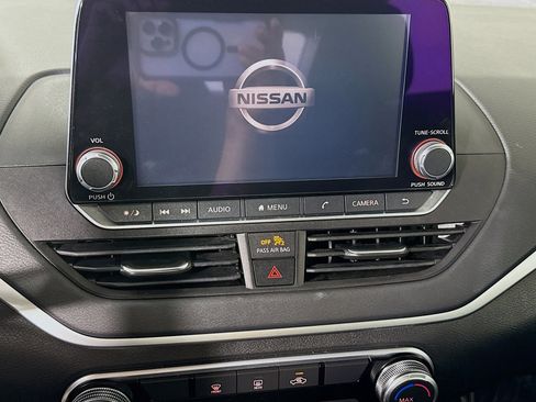 Used 2021 Nissan Altima 2.5 SV image 18