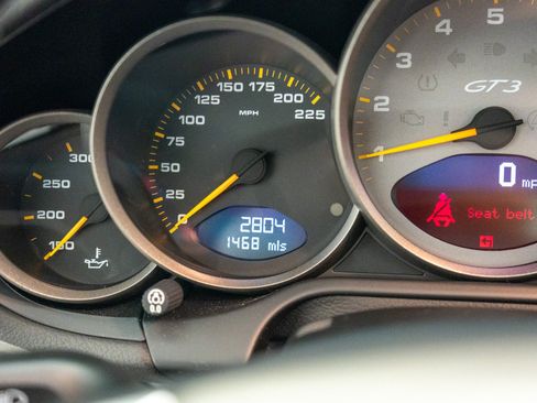 Used 2007 Porsche 911 GT3 RWD image 22