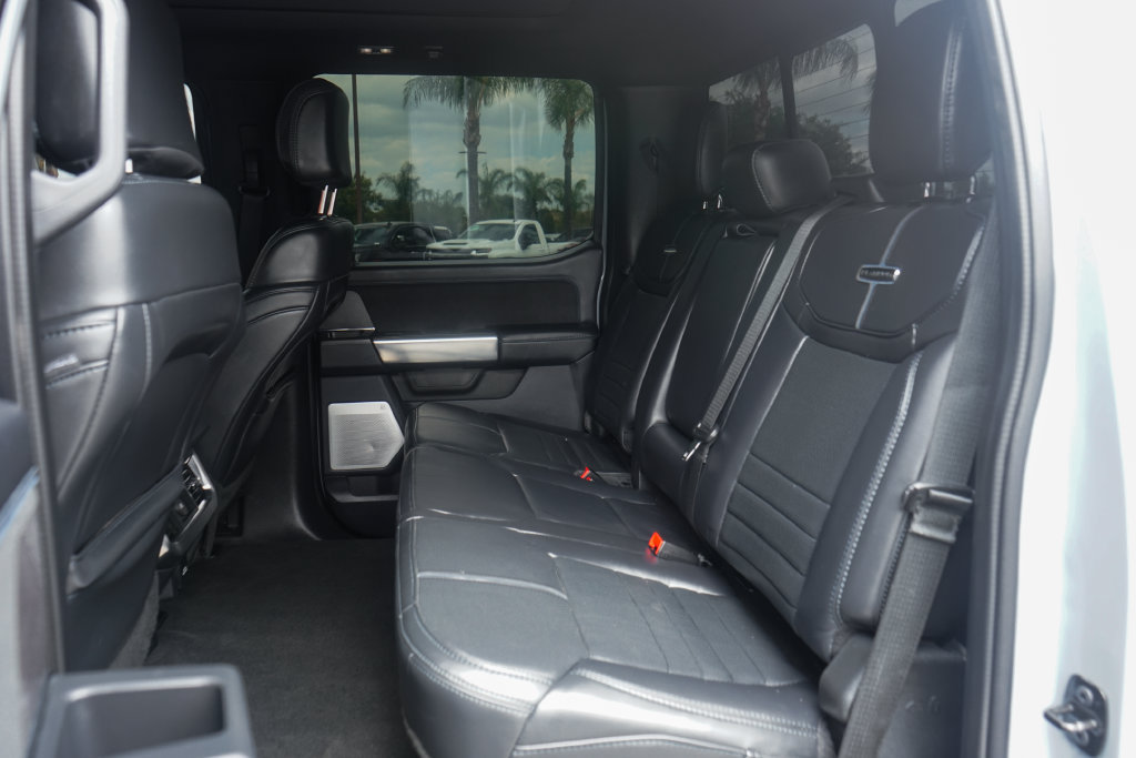 Used 2025 Ford F450 Platinum w/ FX4 Off-Road Package AWD/4WD image 39