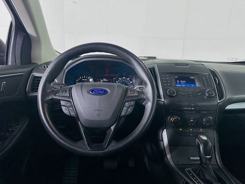 Used 2016 Ford Edge SE FWD image 17