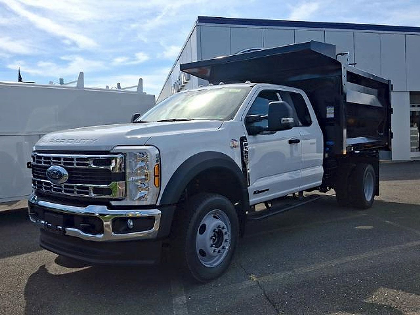 New 2026 Ford F550 4x4 Supercab Super Duty image 3
