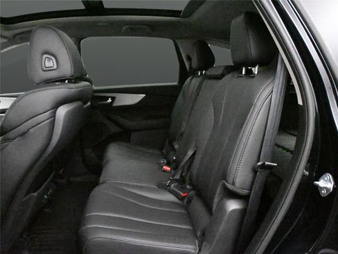 Certified 2025 Acura MDX SH-AWD image 9
