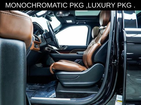 Used 2023 Lincoln Navigator Reserve AWD/4WD image 42