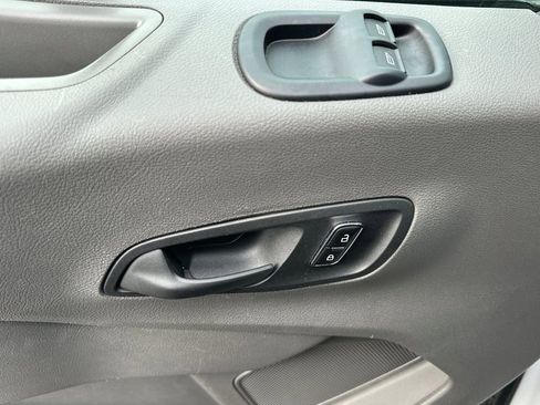 Certified 2023 Ford Transit 350 XLT image 12