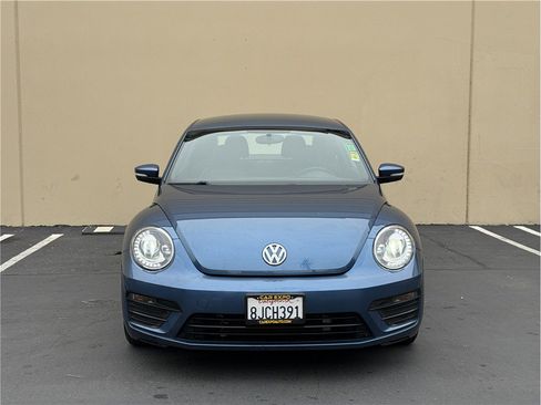Used 2019 Volkswagen Beetle 2.0T S image 3